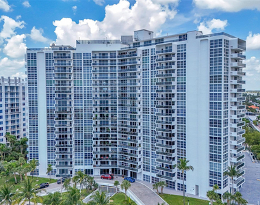2841 N Ocean Boulevard - Photo Thumbnail 40