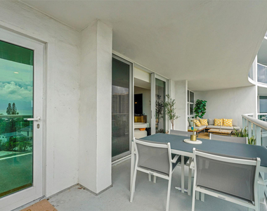 2841 N Ocean Boulevard - Photo Thumbnail 7
