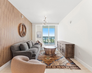 3100 N Ocean Drive - Photo Thumbnail 22