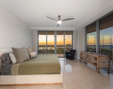 3100 N Ocean Drive - Photo Thumbnail 14