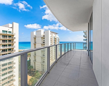 3100 N Ocean Drive - Photo Thumbnail 9