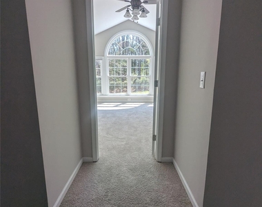 7894 Woodmere Drive - Photo Thumbnail 17