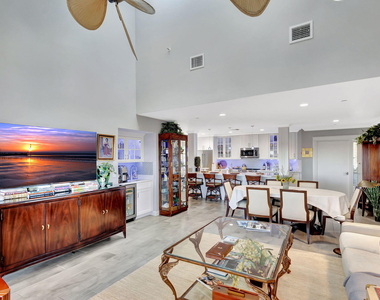 16910 Bay Street E - Photo Thumbnail 21