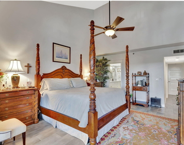 16910 Bay Street E - Photo Thumbnail 11