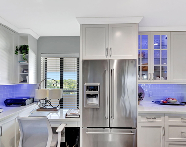 16910 Bay Street E - Photo Thumbnail 14