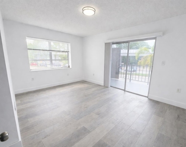 3300 S Dixie Highway - Photo Thumbnail 1