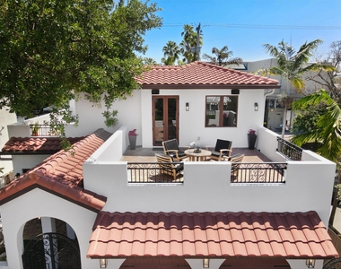 1312 Se 2nd Court - Photo Thumbnail 11