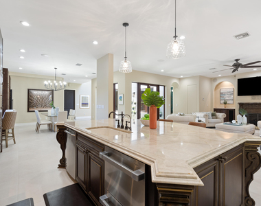 1312 Se 2nd Court - Photo Thumbnail 22
