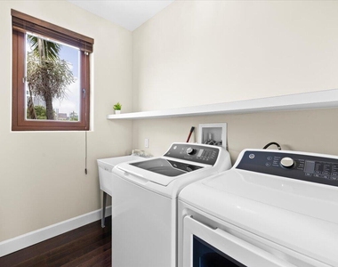 1312 Se 2nd Court - Photo Thumbnail 53