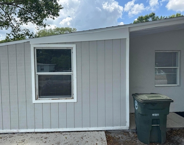 115 Maple Avenue - Photo Thumbnail 2