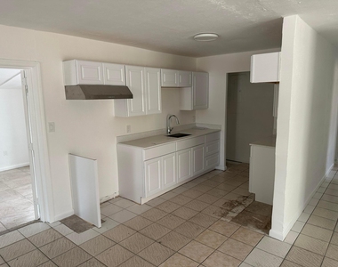115 Maple Avenue - Photo Thumbnail 14