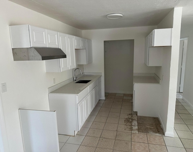 115 Maple Avenue - Photo Thumbnail 15