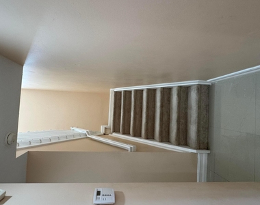 6457 Adriatic Way - Photo Thumbnail 10