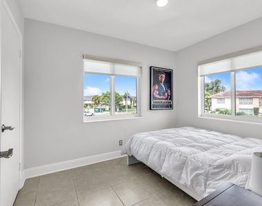 2812 Ne 27th Street - Photo Thumbnail 17
