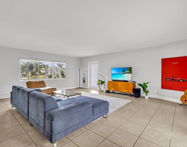 2812 Ne 27th Street - Photo Thumbnail 6