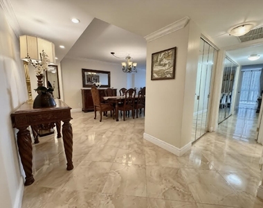 1370 S Ocean Boulevard - Photo Thumbnail 17