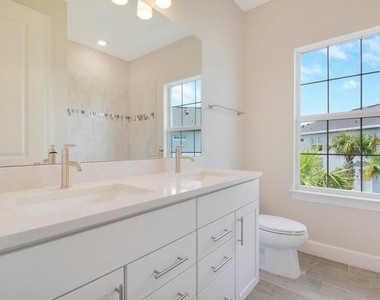 1875 Se Ocean Cove Way - Photo Thumbnail 30