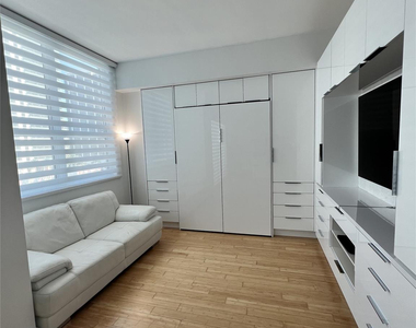 133 Ne 2nd Avenue - Photo Thumbnail 11