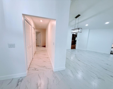 465 Se Naranja Avenue - Photo Thumbnail 54