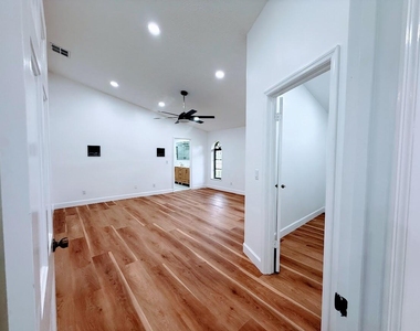465 Se Naranja Avenue - Photo Thumbnail 33