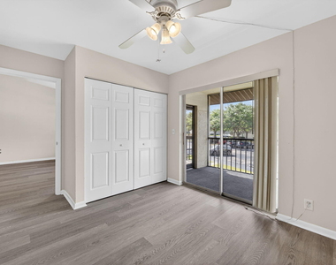 6327 Chasewood Drive - Photo Thumbnail 9