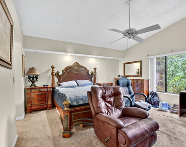20803 Cabrillo Way - Photo Thumbnail 17