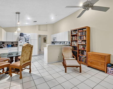 20803 Cabrillo Way - Photo Thumbnail 14