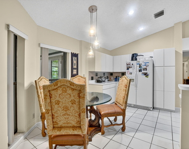 20803 Cabrillo Way - Photo Thumbnail 13