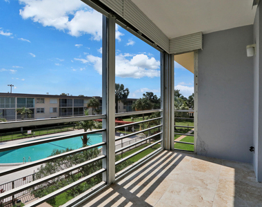 4500 N Federal Highway - Photo Thumbnail 13