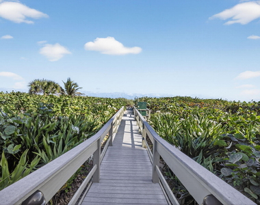 3400 N Ocean Drive - Photo Thumbnail 28