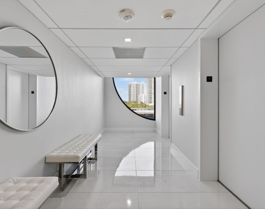 3400 N Ocean Drive - Photo Thumbnail 13