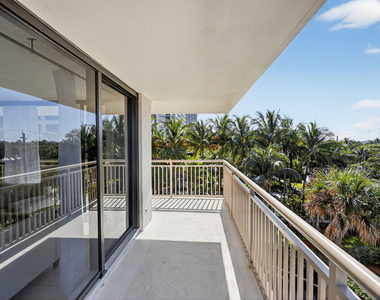 3400 N Ocean Drive - Photo Thumbnail 14