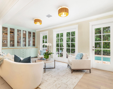 142 Seabreeze Avenue - Photo Thumbnail 4