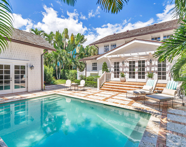 142 Seabreeze Avenue - Photo Thumbnail 17
