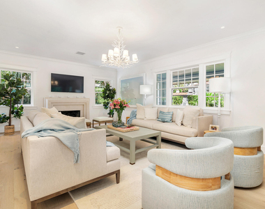 142 Seabreeze Avenue - Photo Thumbnail 7