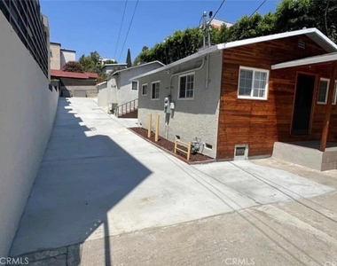 4563 Lexington Avenue - Photo Thumbnail 1
