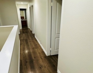 1443 Orange Grove - Photo Thumbnail 11