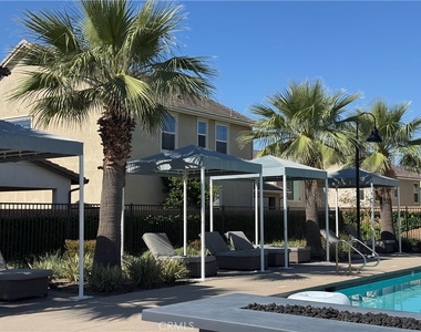 7018 Aloe Ln - Photo Thumbnail 31