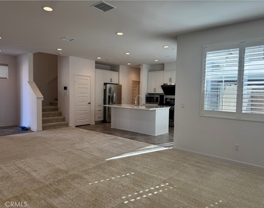 7018 Aloe Ln - Photo Thumbnail 5