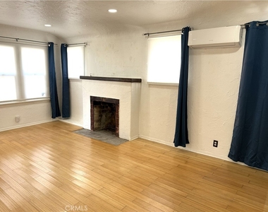 10832 Westminster - Photo Thumbnail 6