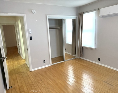 10832 Westminster - Photo Thumbnail 13