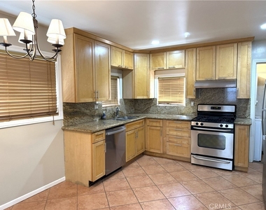 10832 Westminster - Photo Thumbnail 8