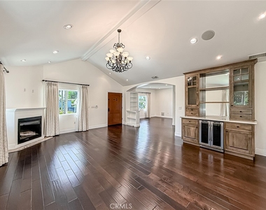 5960 Balcom - Photo Thumbnail 6