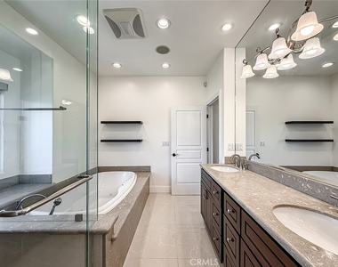 5960 Balcom - Photo Thumbnail 41