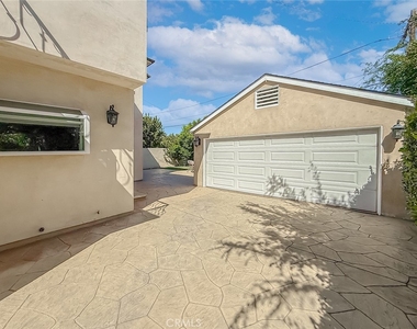 5960 Balcom - Photo Thumbnail 54