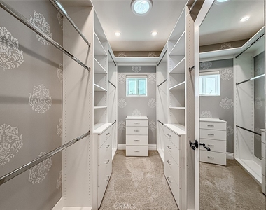 5960 Balcom - Photo Thumbnail 49