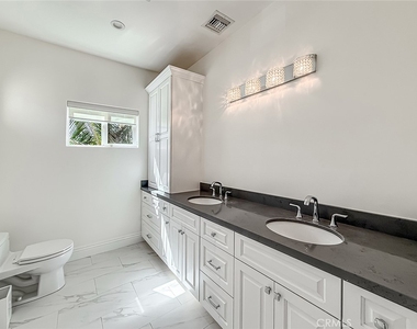 5960 Balcom - Photo Thumbnail 46