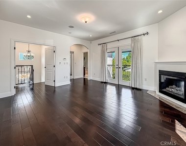 5960 Balcom - Photo Thumbnail 34