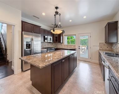 5960 Balcom - Photo Thumbnail 12