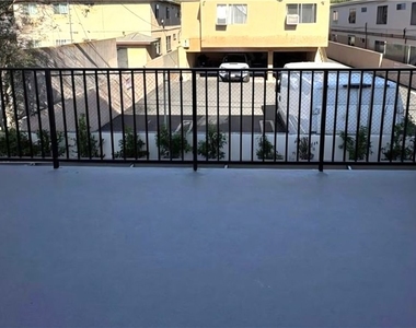 14169 Calvert - Photo Thumbnail 19